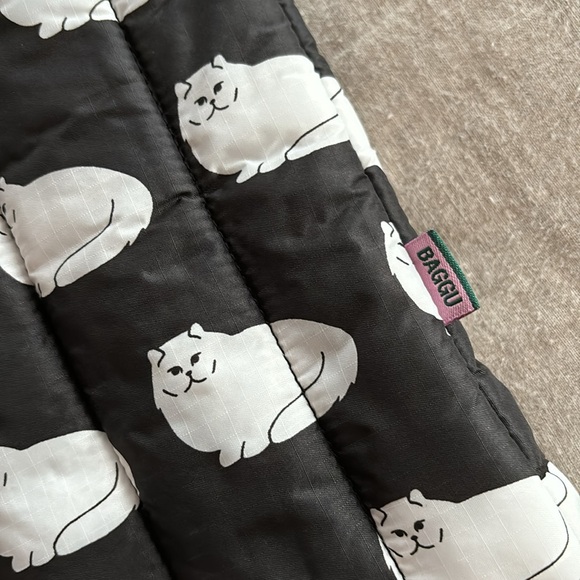 BAGGU Cat Print Puffy Laptop Sleeve NWOT - Picture 4 of 9